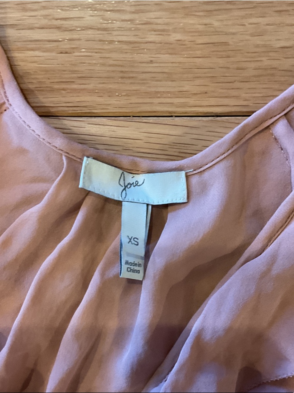 Joie Women's Dusty Rose Ruffle Wrap Top - Elegant Tie-Side Blouse XS silk - Picture 8 of 11